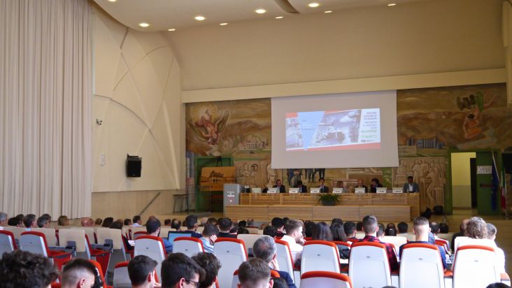 Studenti delle due classi del Biennio ITS Piacenza